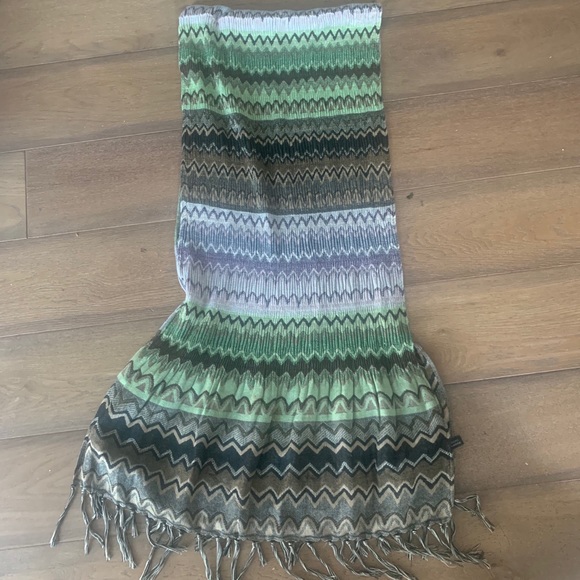 Scarf Mulit Color - Picture 3 of 4